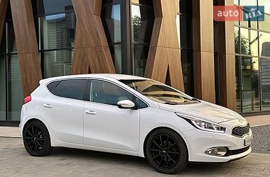 Хетчбек Kia Ceed 2012 в Луцьку