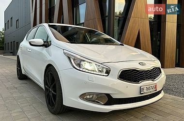 Хетчбек Kia Ceed 2012 в Луцьку