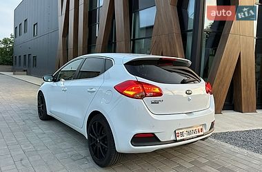 Хетчбек Kia Ceed 2012 в Луцьку