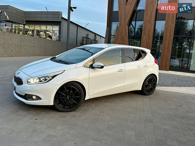 Хетчбек Kia Ceed 2012 в Луцьку