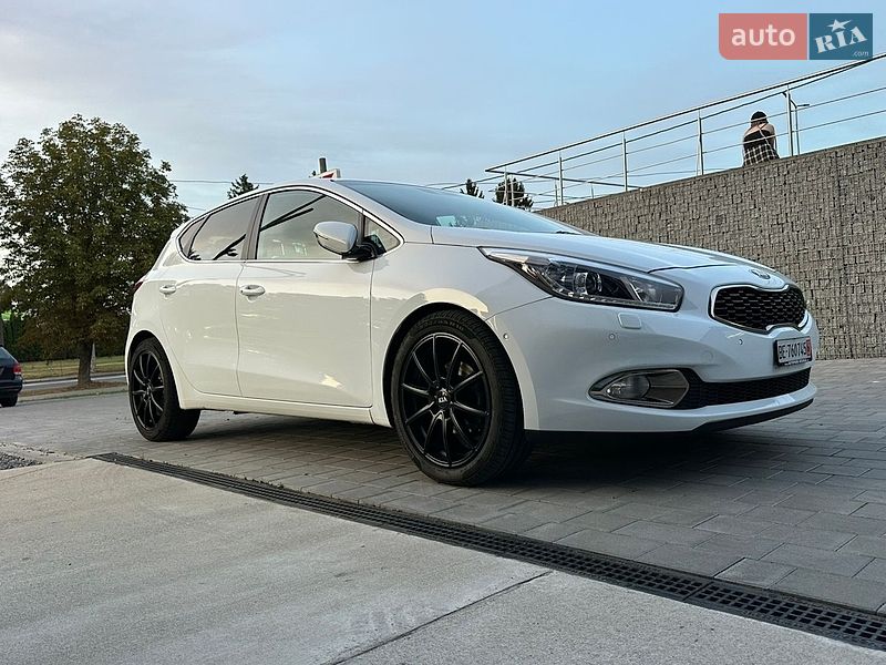 Хетчбек Kia Ceed 2012 в Луцьку
