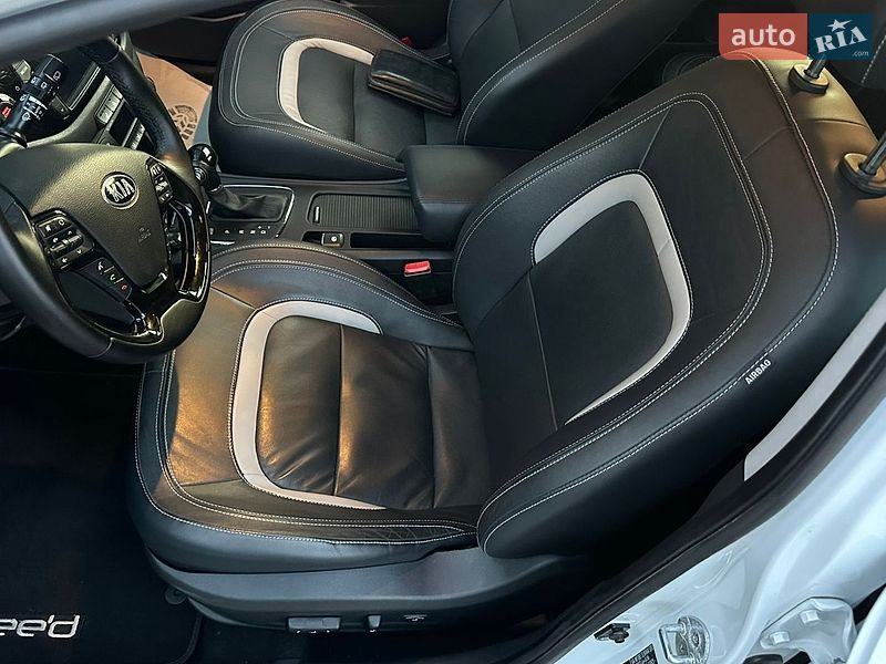 Хетчбек Kia Ceed 2012 в Луцьку