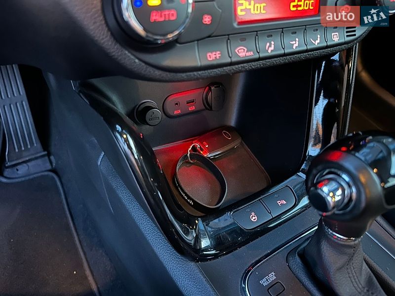 Хетчбек Kia Ceed 2012 в Луцьку