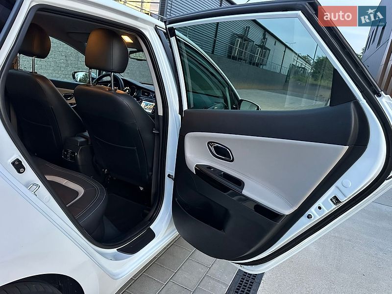Хетчбек Kia Ceed 2012 в Луцьку