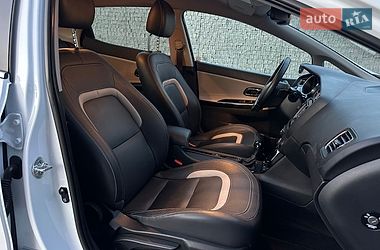 Хетчбек Kia Ceed 2012 в Луцьку