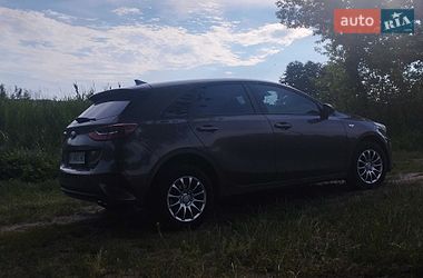 Хетчбек Kia Ceed 2019 в Києві