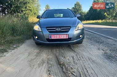 Универсал Kia Ceed 2009 в Киеве