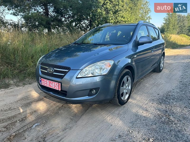 Универсал Kia Ceed 2009 в Киеве