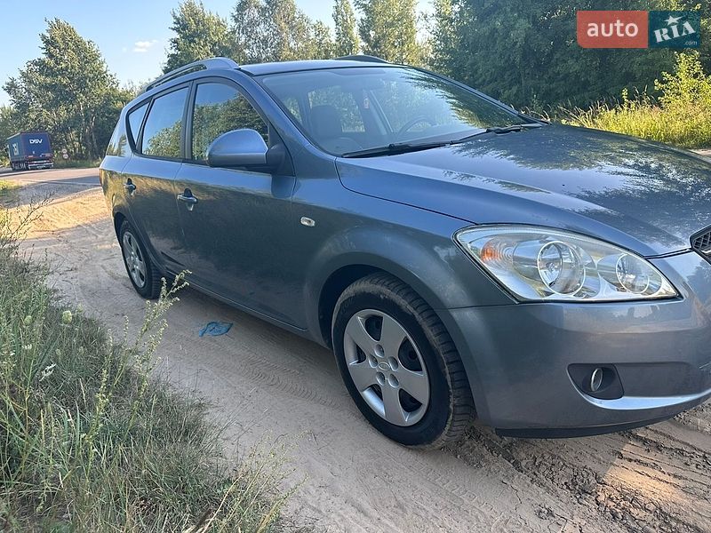 Универсал Kia Ceed 2009 в Киеве