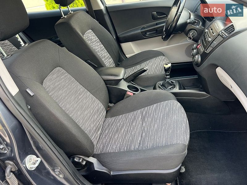 Універсал Kia Ceed 2008 в Дунаївцях
