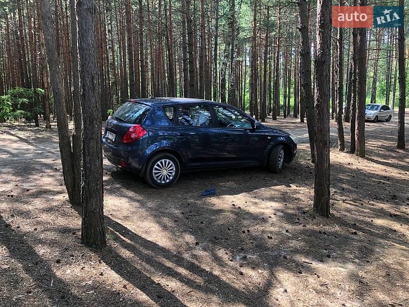 Хетчбек Kia Ceed 2008 в Чернігові