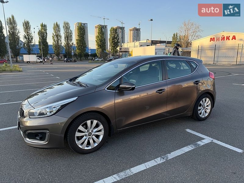 Хетчбек Kia Ceed 2016 в Києві
