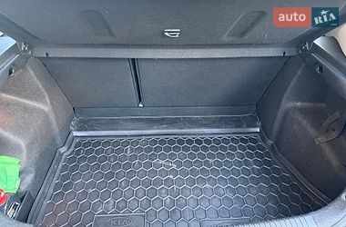 Хетчбек Kia Ceed 2016 в Києві