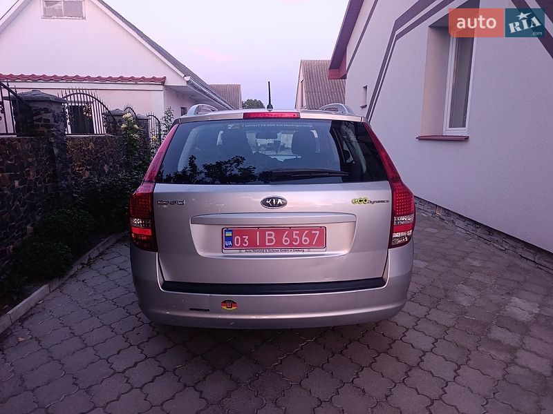 Універсал Kia Ceed 2011 в Луцьку