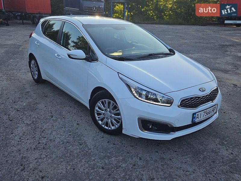 Хэтчбек Kia Ceed 2018 в Обухове