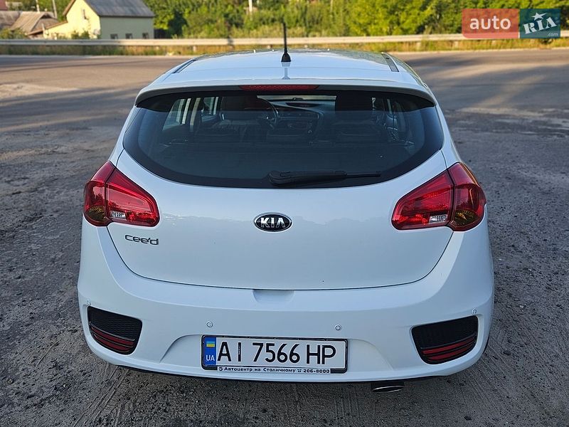 Хэтчбек Kia Ceed 2018 в Обухове