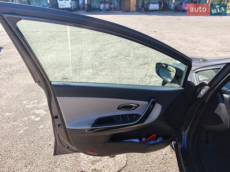 Хэтчбек Kia Ceed 2015 в Запорожье