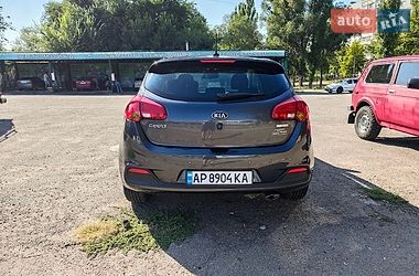 Хэтчбек Kia Ceed 2015 в Запорожье