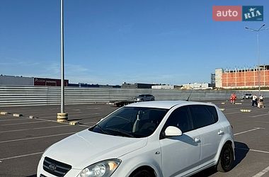 Хэтчбек Kia Ceed 2008 в Львове