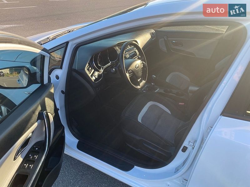 Хетчбек Kia Ceed 2013 в Києві