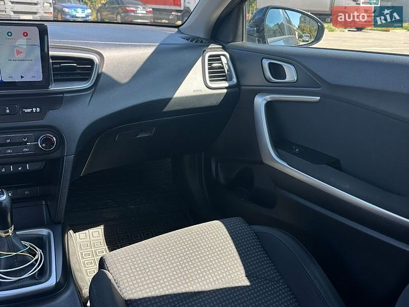 Универсал Kia Ceed 2019 в Киеве фото 10 Универсал Kia Ceed 2019 в Киеве