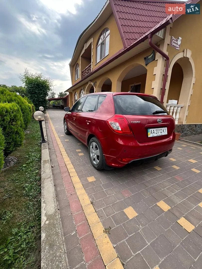 2010 Kia Cee'd - мініатюра 6