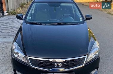 Универсал Kia Ceed 2011 в Звенигородке