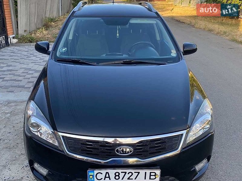 Универсал Kia Ceed 2011 в Звенигородке