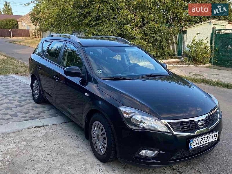 Универсал Kia Ceed 2011 в Звенигородке