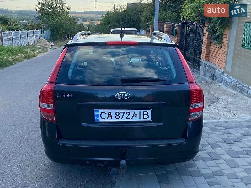 Универсал Kia Ceed 2011 в Звенигородке