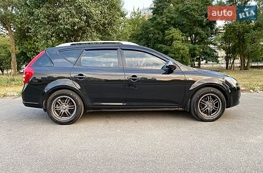 Универсал Kia Ceed 2008 в Киеве фото 3 Универсал Kia Ceed 2008 в Киеве