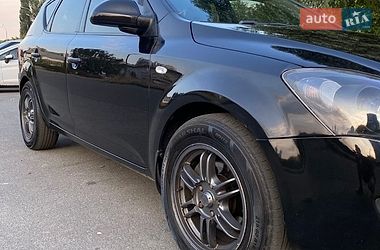Универсал Kia Ceed 2008 в Киеве фото 7 Универсал Kia Ceed 2008 в Киеве