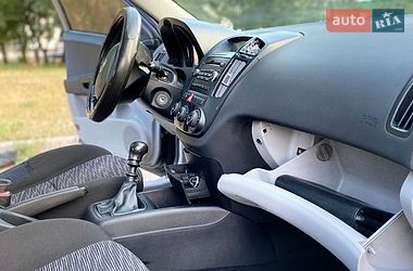 Универсал Kia Ceed 2008 в Киеве фото 43 Универсал Kia Ceed 2008 в Киеве