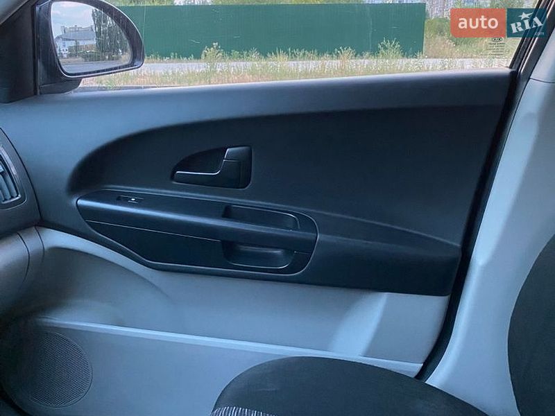 Универсал Kia Ceed 2008 в Киеве фото 62 Универсал Kia Ceed 2008 в Киеве