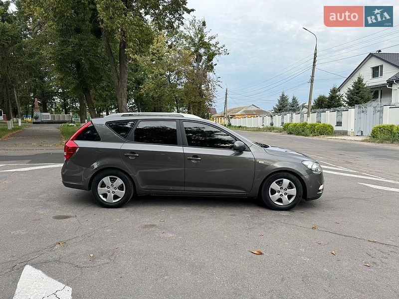 Універсал Kia Ceed 2010 в Вінниці