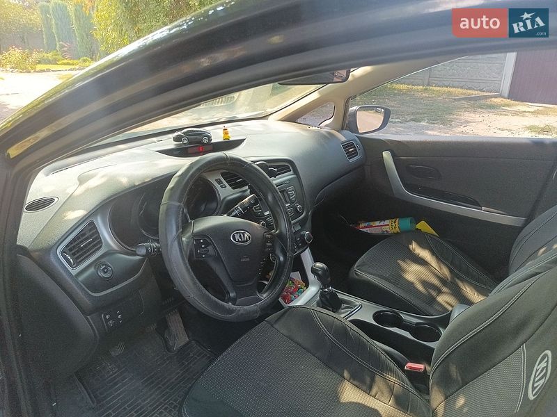 Хетчбек Kia Ceed 2013 в Чернігові