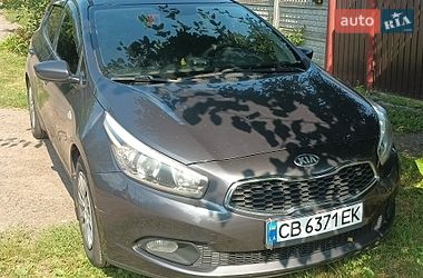 Хэтчбек Kia Ceed 2013 в Чернигове фото 2 Хэтчбек Kia Ceed 2013 в Чернигове