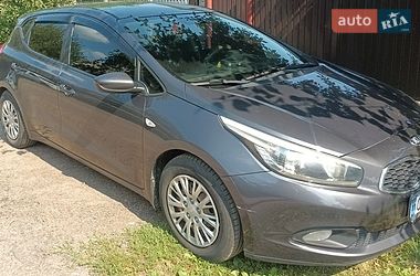 Хетчбек Kia Ceed 2013 в Чернігові