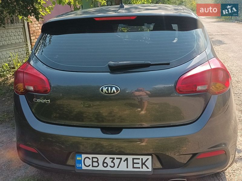 Хетчбек Kia Ceed 2013 в Чернігові