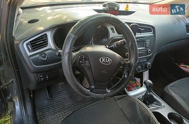 Хетчбек Kia Ceed 2013 в Чернігові