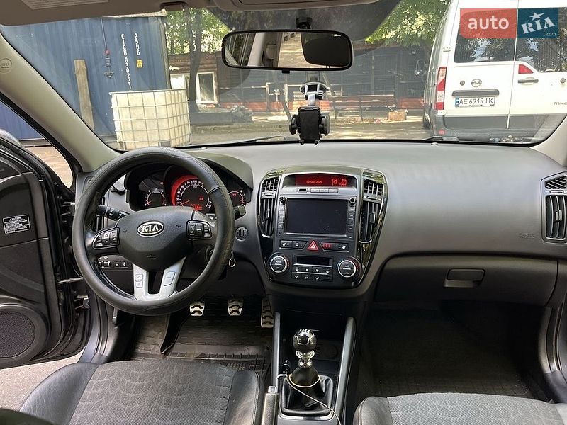 Универсал Kia Ceed 2010 в Павлограде