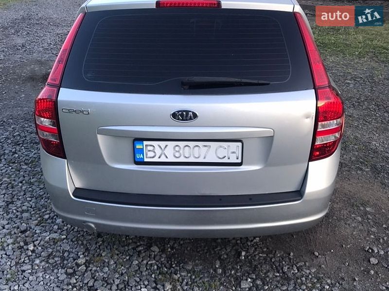 Универсал Kia Ceed 2008 в Хмельницком