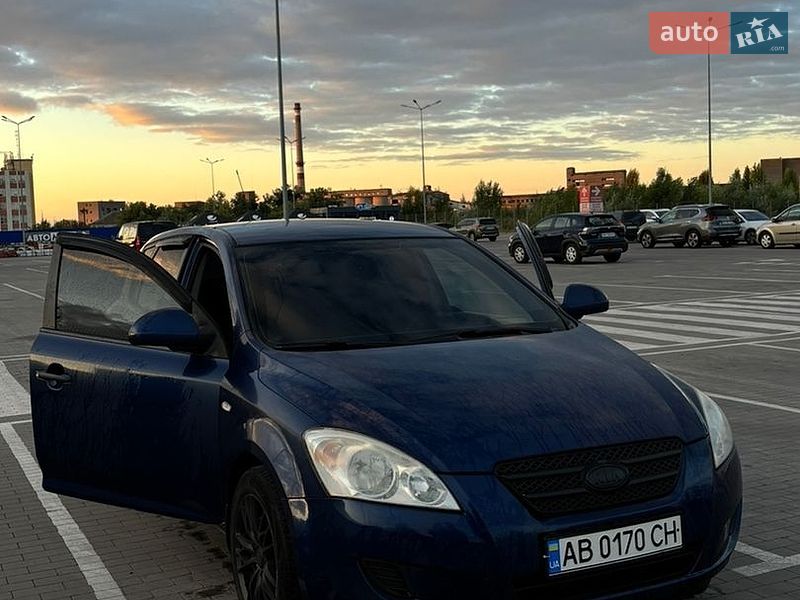 Хэтчбек Kia Ceed 2007 в Виннице