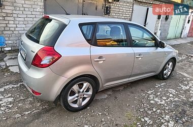 Хетчбек Kia Ceed 2009 в Запоріжжі