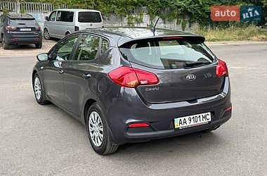 Хэтчбек Kia Ceed 2013 в Киеве