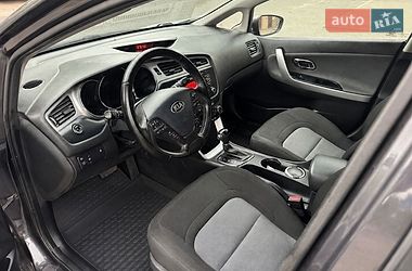 Хэтчбек Kia Ceed 2013 в Киеве