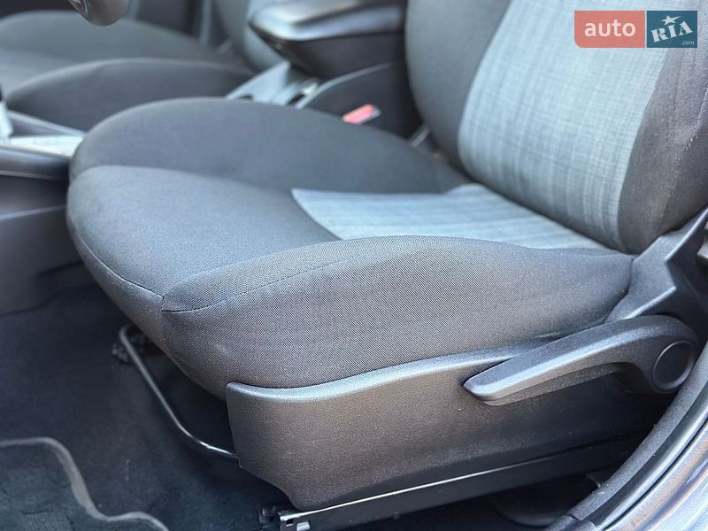 Хэтчбек Kia Ceed 2010 в Одессе