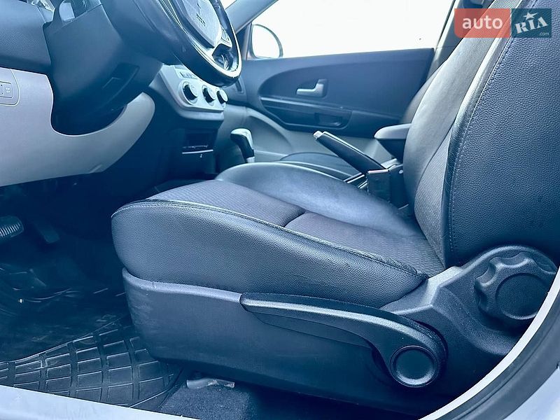 Хетчбек Kia Ceed 2007 в Полтаві