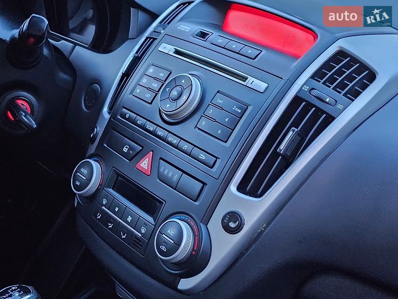 Универсал Kia Ceed 2009 в Дрогобыче