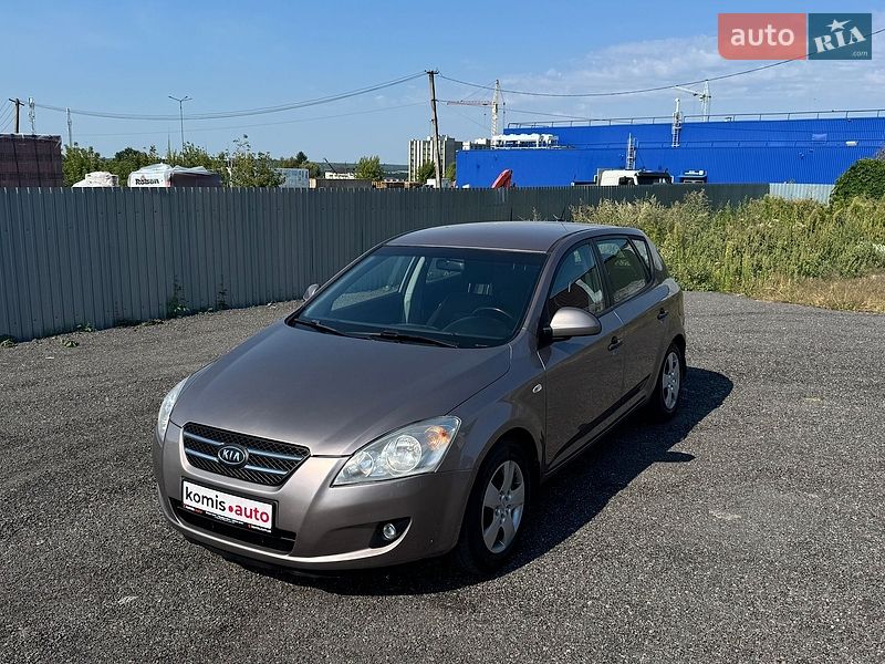 Хэтчбек Kia Ceed 2008 в Виннице